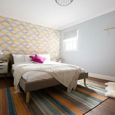 The Old Station House - Stylish & Central 2Bdr Apartment Oxford Eksteriør billede